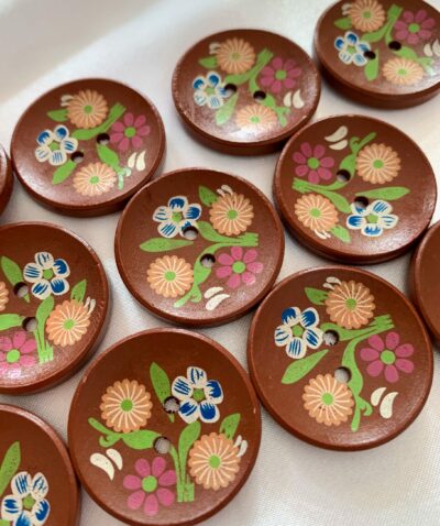 30mm Wildflower Wood Floral Button