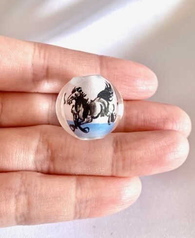 CLOSEUP_20mm Black Horse Round Chinese Inside Painting Handmade Glass Bead